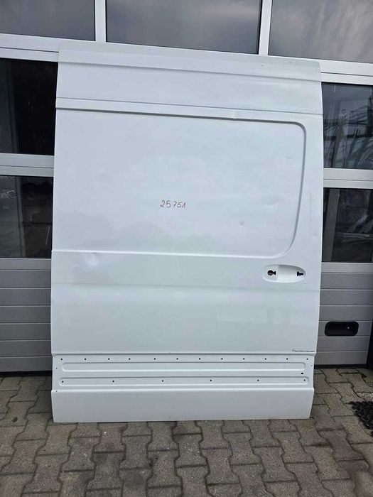 Mercedes Sprinter W907 W910 Drzwi Prawe Przesuwne Boczne