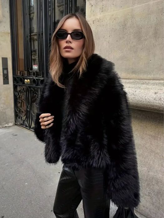 Шуба шубка  штучна чорна шуба