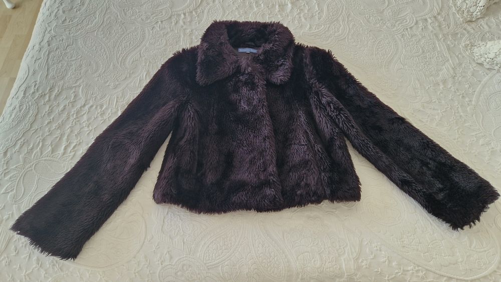 Casaco de pelo sintético preto, tamanho M