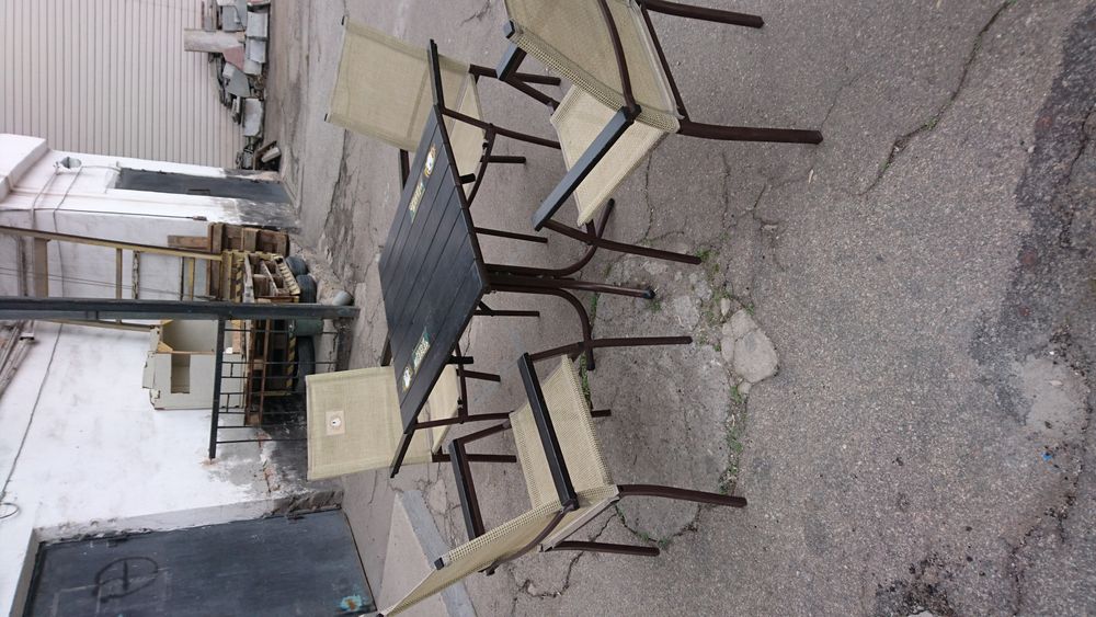 Столы и стулья для кафе, дач