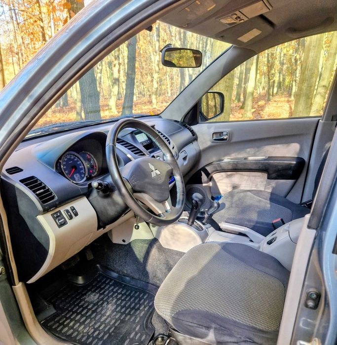 Mitsubishi L200 Mitsubishi L200 | 4x4 | Automat, Hilux, Navara, Amarok