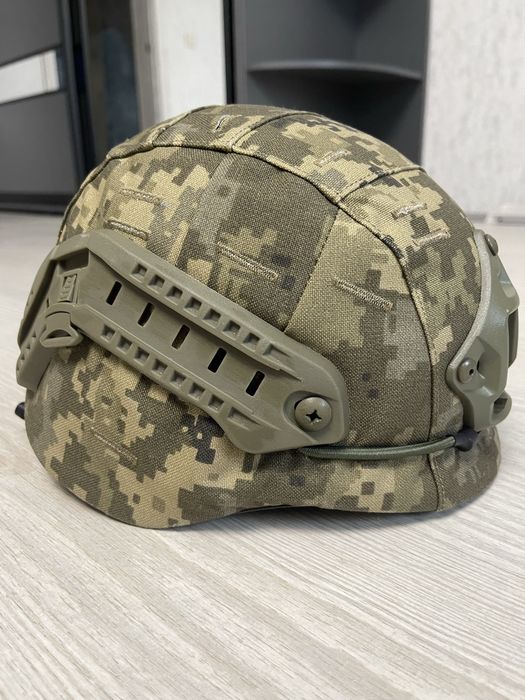 Захисний шолом PASGT піксель з кріпленням