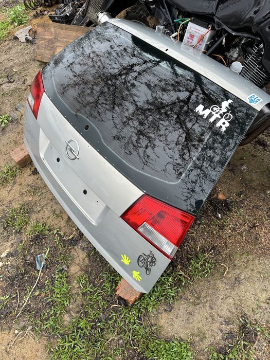 колір z167  ляда універсал , opel vectra c