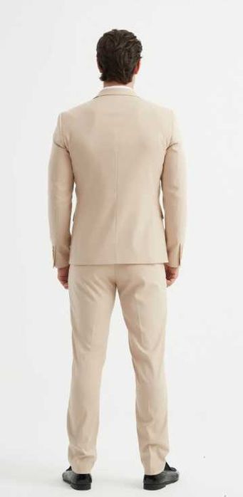 Fato para noivo ou convidados