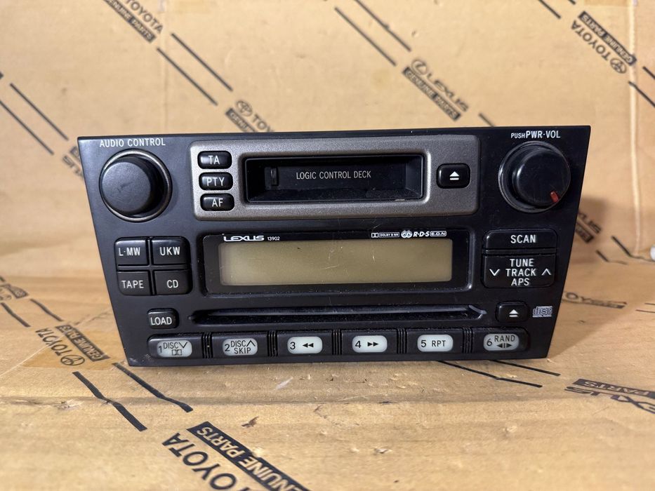Radio Lexus IS200 99-05r. Nr. 86120-53040.