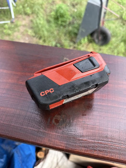 Bateria hilti b22/ 4.0Ah sprawna 2022