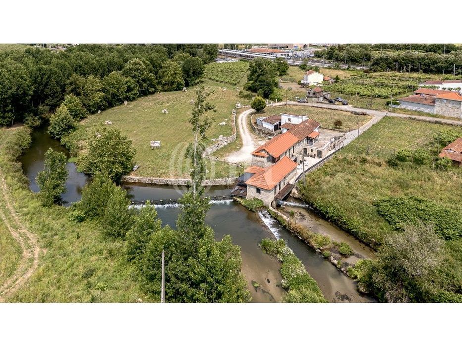 5-Bedroom Estate with Panoramic View over the Sousa River in Penafiel, Porto