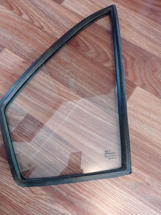 Продам стекла на газель