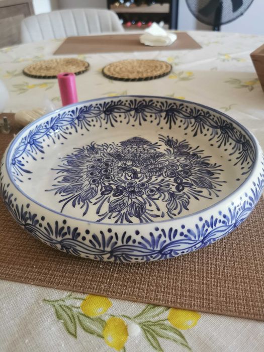Taça grande em porcelana em tons azul pintada à mão