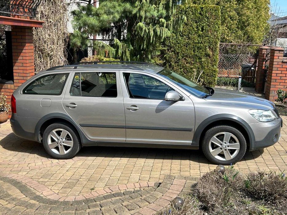 Skoda OCTAVIA II SCOUT 2,0 TDI 4X4 2012r.