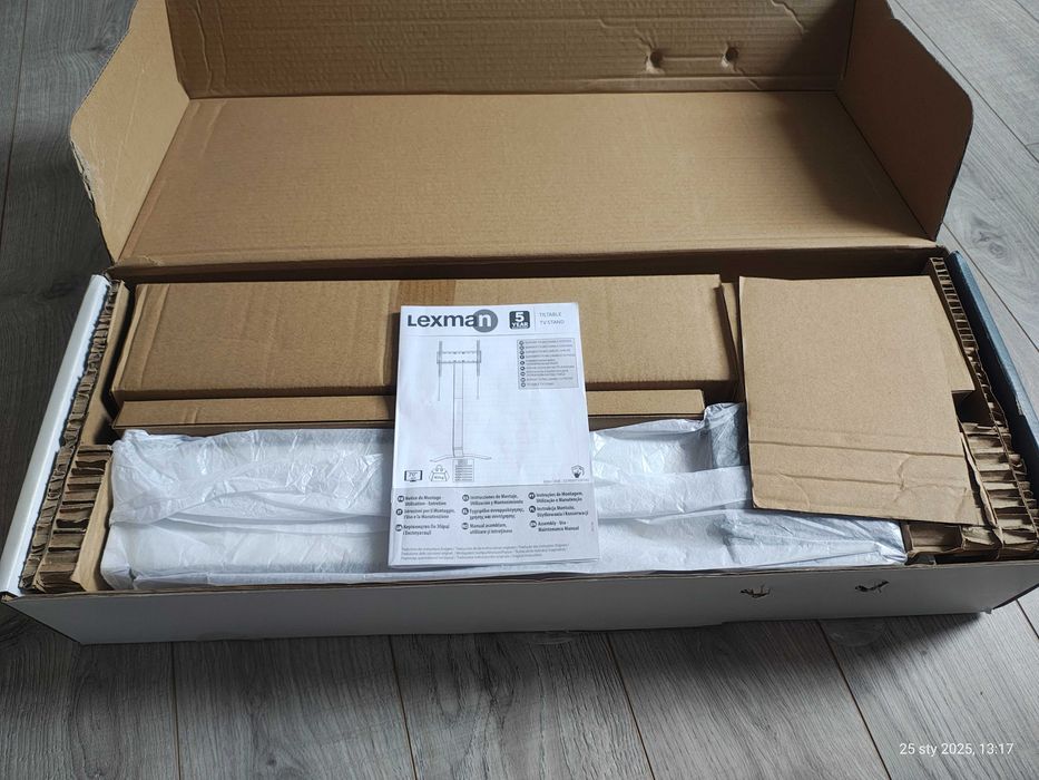 Uchwyt pod TV regulowany 32 - 70" max. obc. 40kg LEXMAN