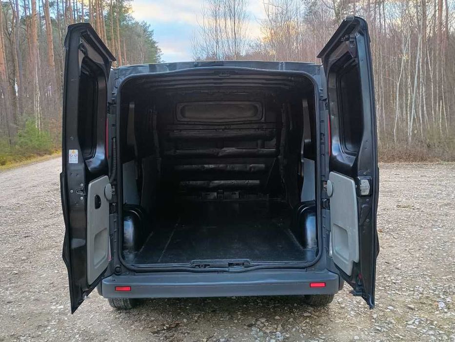 Vivaro 2,0 CDTI 115KM Klima Elektryka Long Zarejestrowany