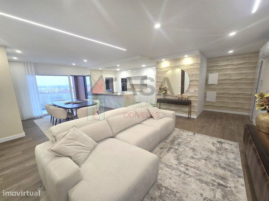 Apartamentos T2 e T3 em condomínio fechado com piscina