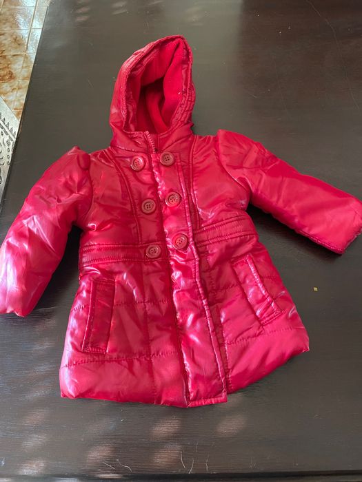 Blusão comprido acolchoado vermelho 9-12 meses