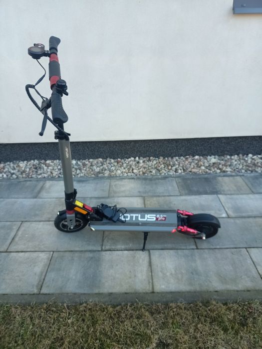 Hulajnoga elektryczna Motus 8,5 pro lite