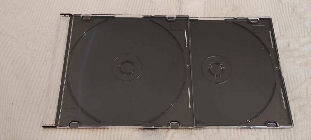 Caixa porta cds.