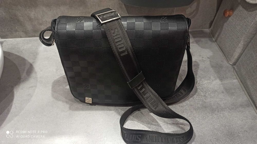 Torebka damska średniej wielkości