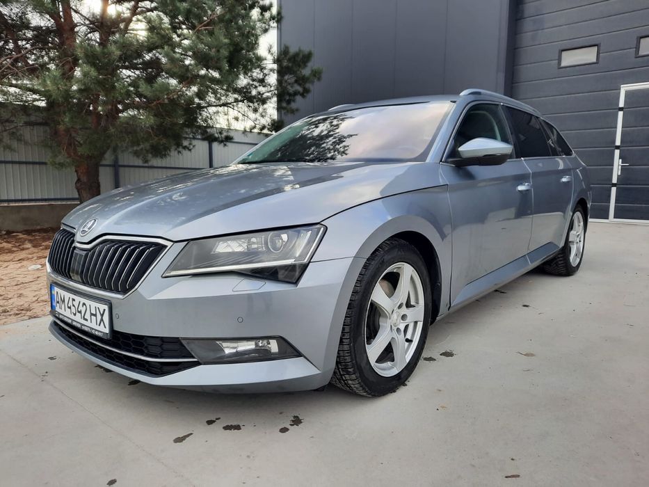 Продам Skoda Superb 2016 року
