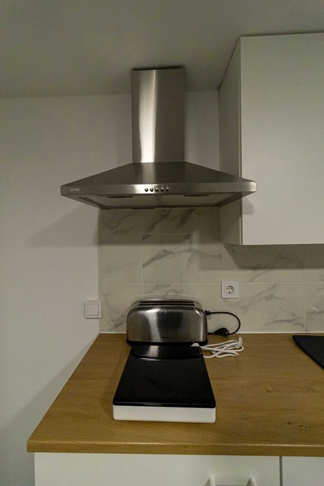 Quarto T0 Estúdio Mobilado - Tudo Incluído (Água, Luz e Net)