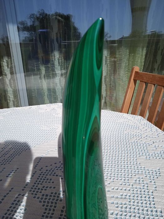 Magnífica peça em malaquite 3,290 kg