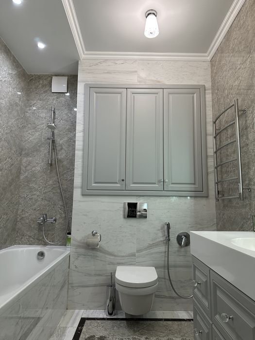 2 поверх!!!Довгострокова оренда 3- кімн квартири у центрі.