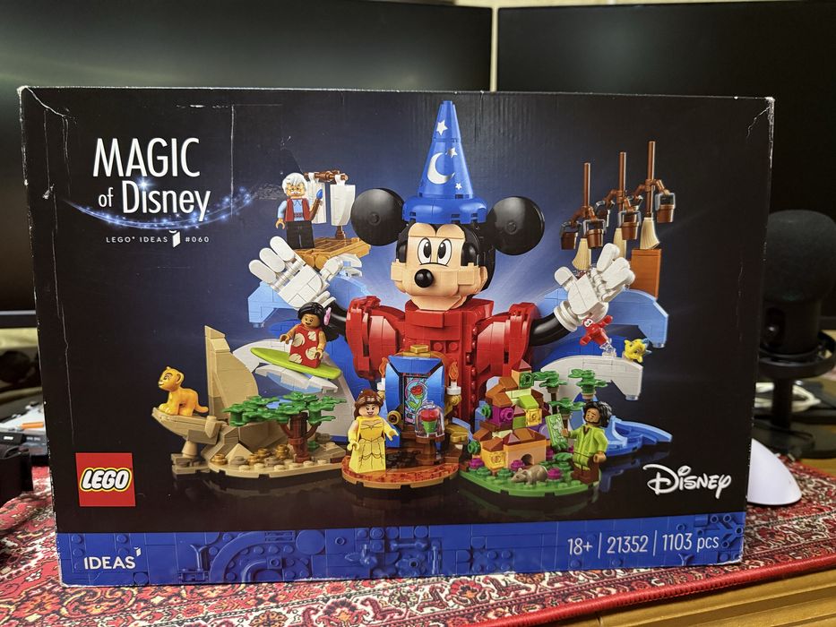 Lego Magic of Disney 21352