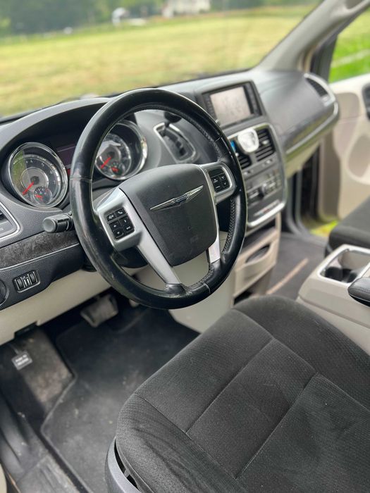 Chrystler Town & Country
