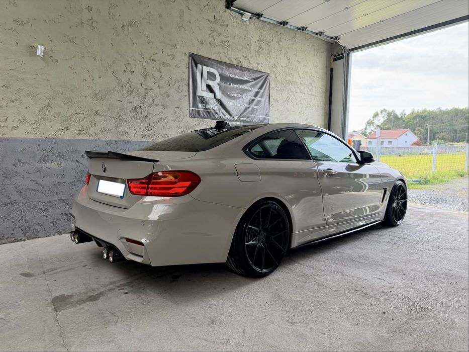 BMW 420d Coupe Auto Look M4 - Desde 335€ Mês