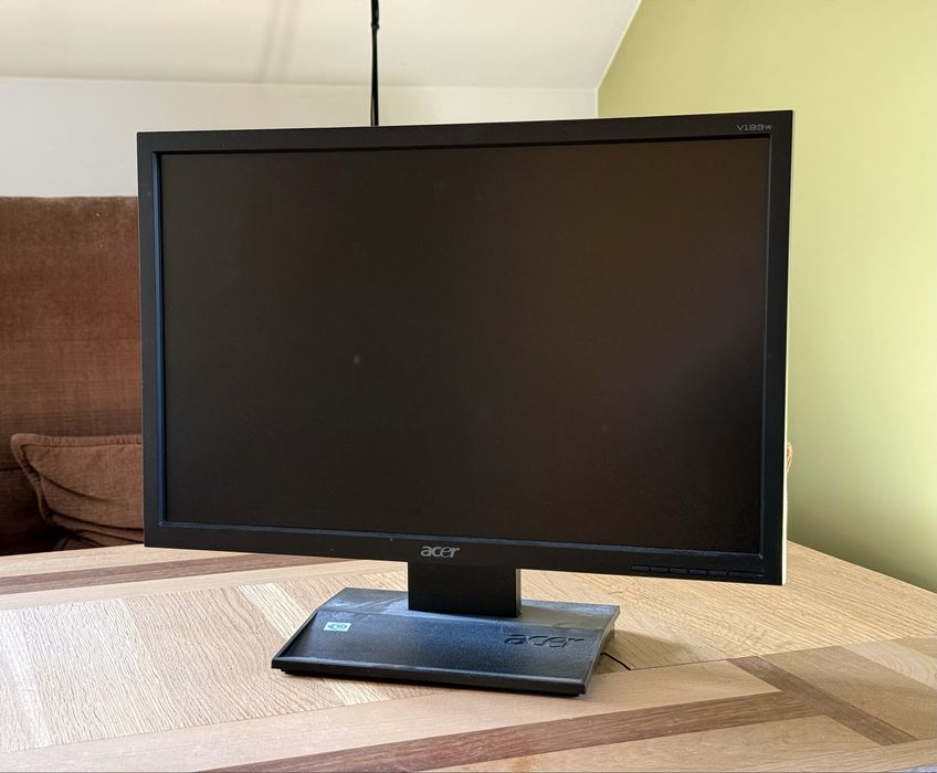 Monitor Acer V193w