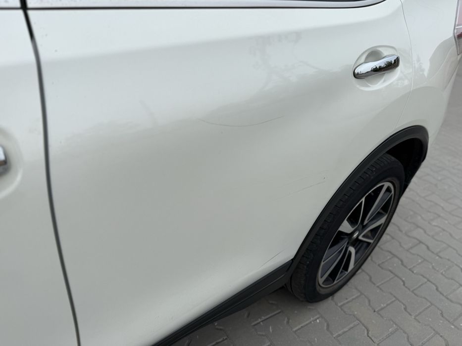 Дверь Nissan Rogue X trail T32 двері Рог Х трейл Т32