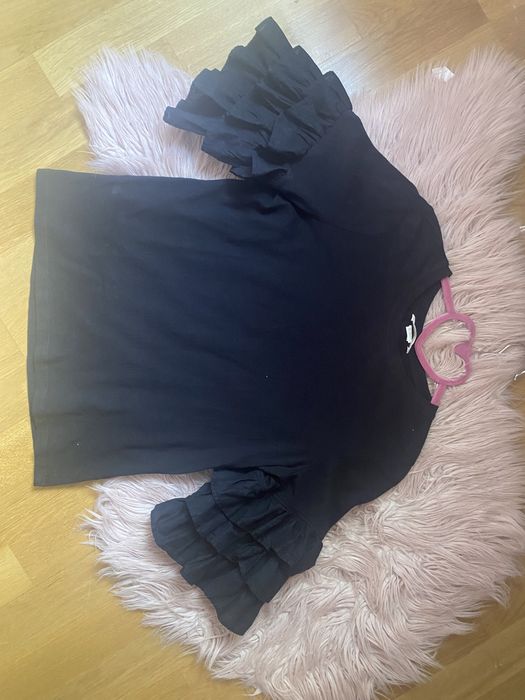 Футболка з воланами чорна h&m
