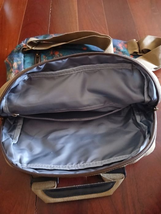 Mochila Nova  de Senhora