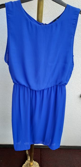 Śliczna sukienka damska