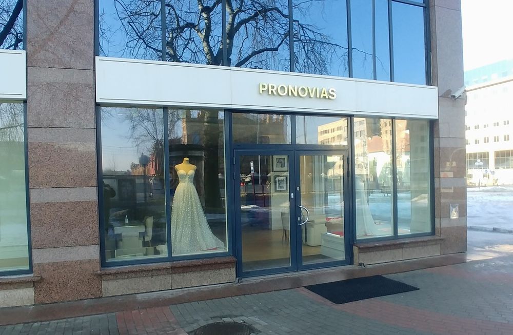 PRONOVIAS Barcelona suknia ślubna na wzrost 165 + obcas 8cm