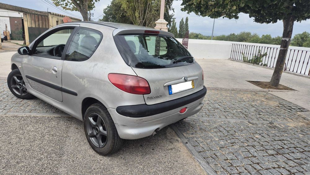 Peugeot 206 comercial 1.9 2000