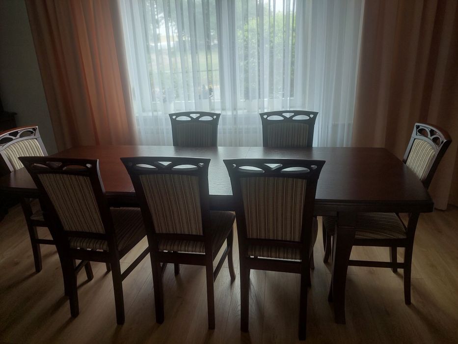 Komplet mebli do jadalni/salonu – stół + 10 krzeseł + ława + kredens Diana