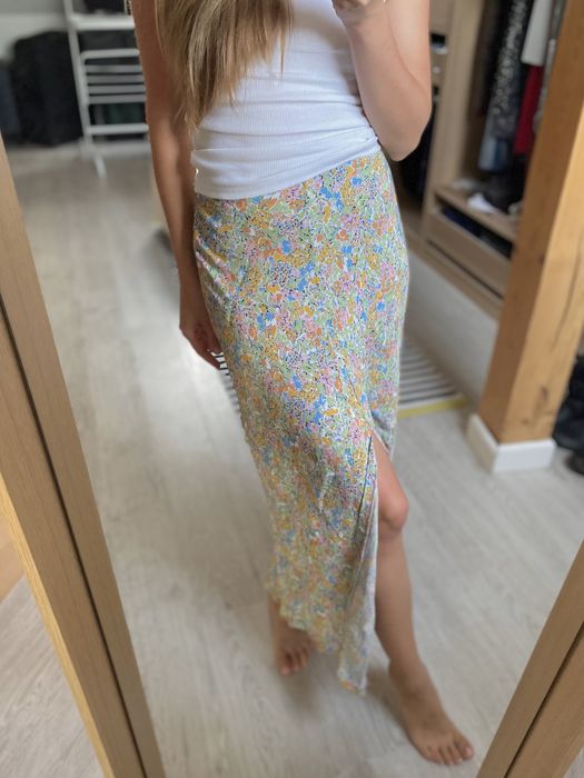 Spódnica Zara XS 34 kwiaty midi długa letnia z rozporkiem