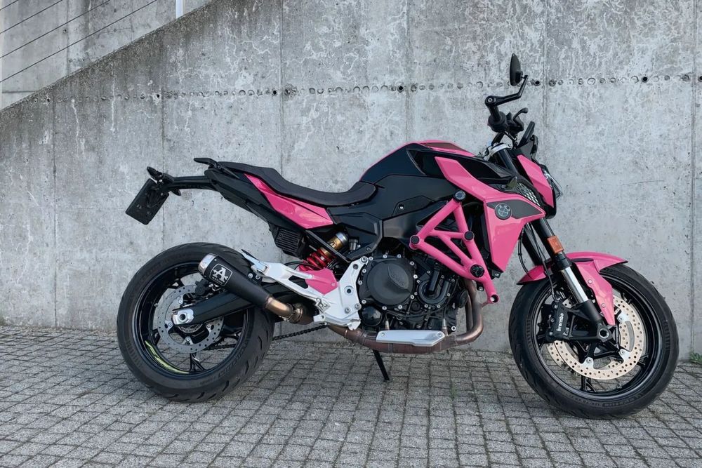 BMW