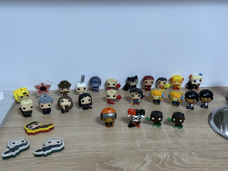 Разные игрушки из киндеров