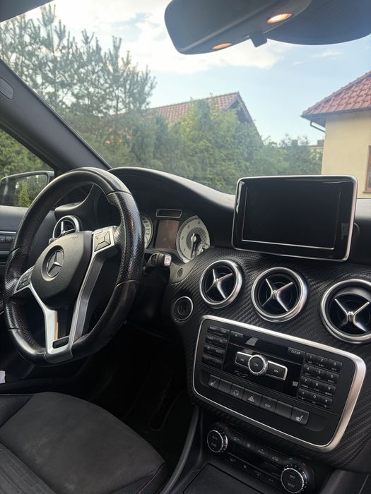 Mercedes Benz A200 AMG