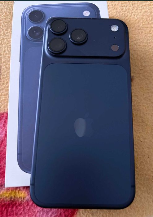 Iphone 17 promax 256gb como novo