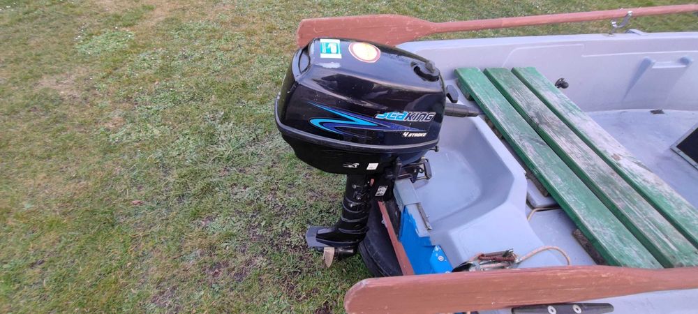 Łódź wędkarska 410 z silnikiem 4km