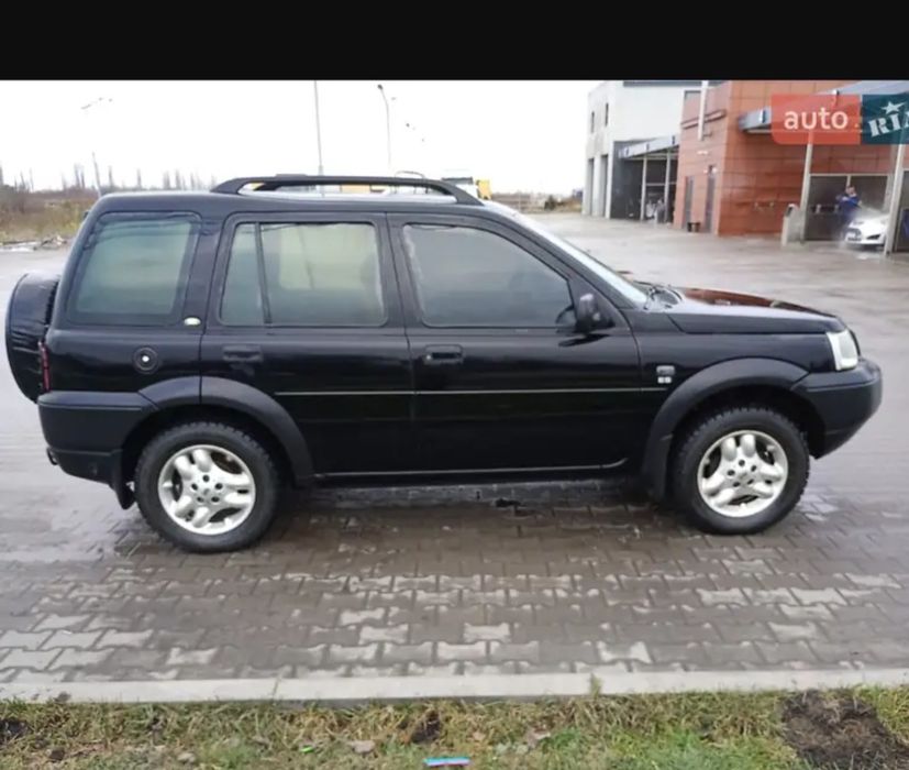 Продам авто Land Rover 2.5 бенз.