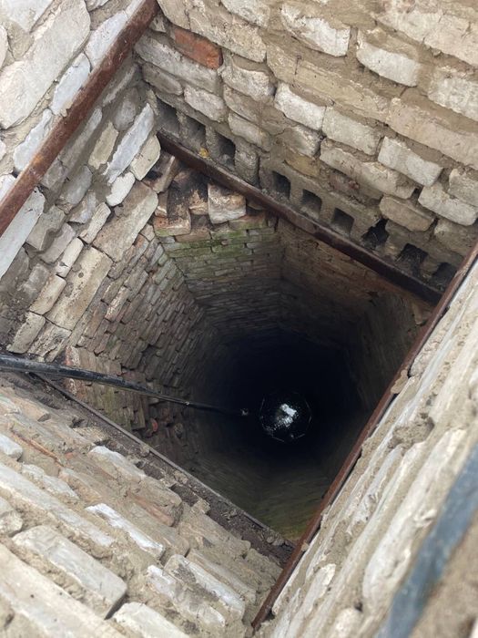 Чистка колодязів Чистка колодцев