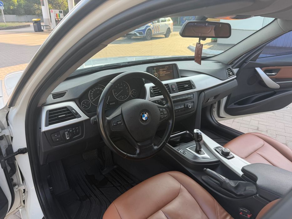 Продам BMW F30 Официальный авто