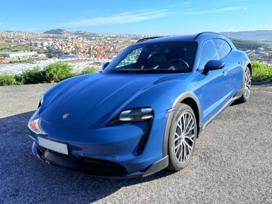 Porsche Taycan 4 Cross Turismo | 48.000 km | PDCC | InnoDrive | BOSE