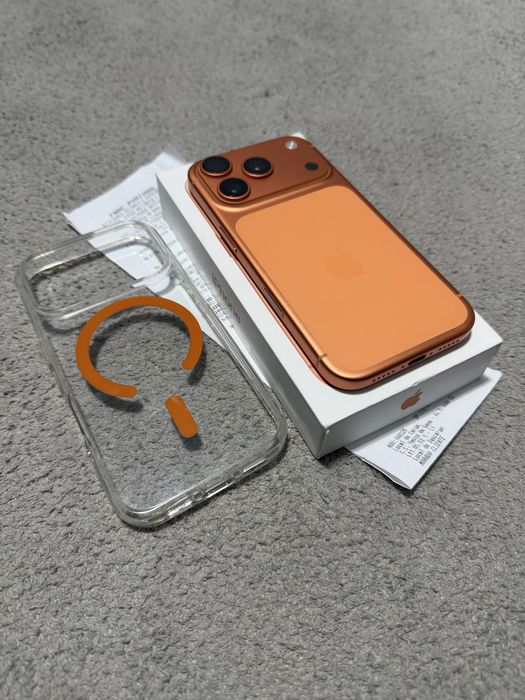 Iphone 17 Pro 256gb Laranja ( 13 ciclos )