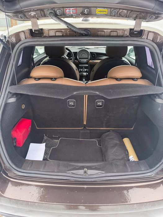 Mini cooper / 50th Mayfair 2009