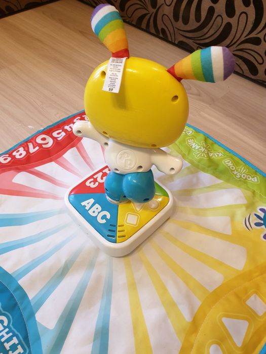 Fisher Price Mata Edukacyjna Taneczna Robot BeBo
