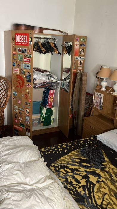 Quarto completo com colchão